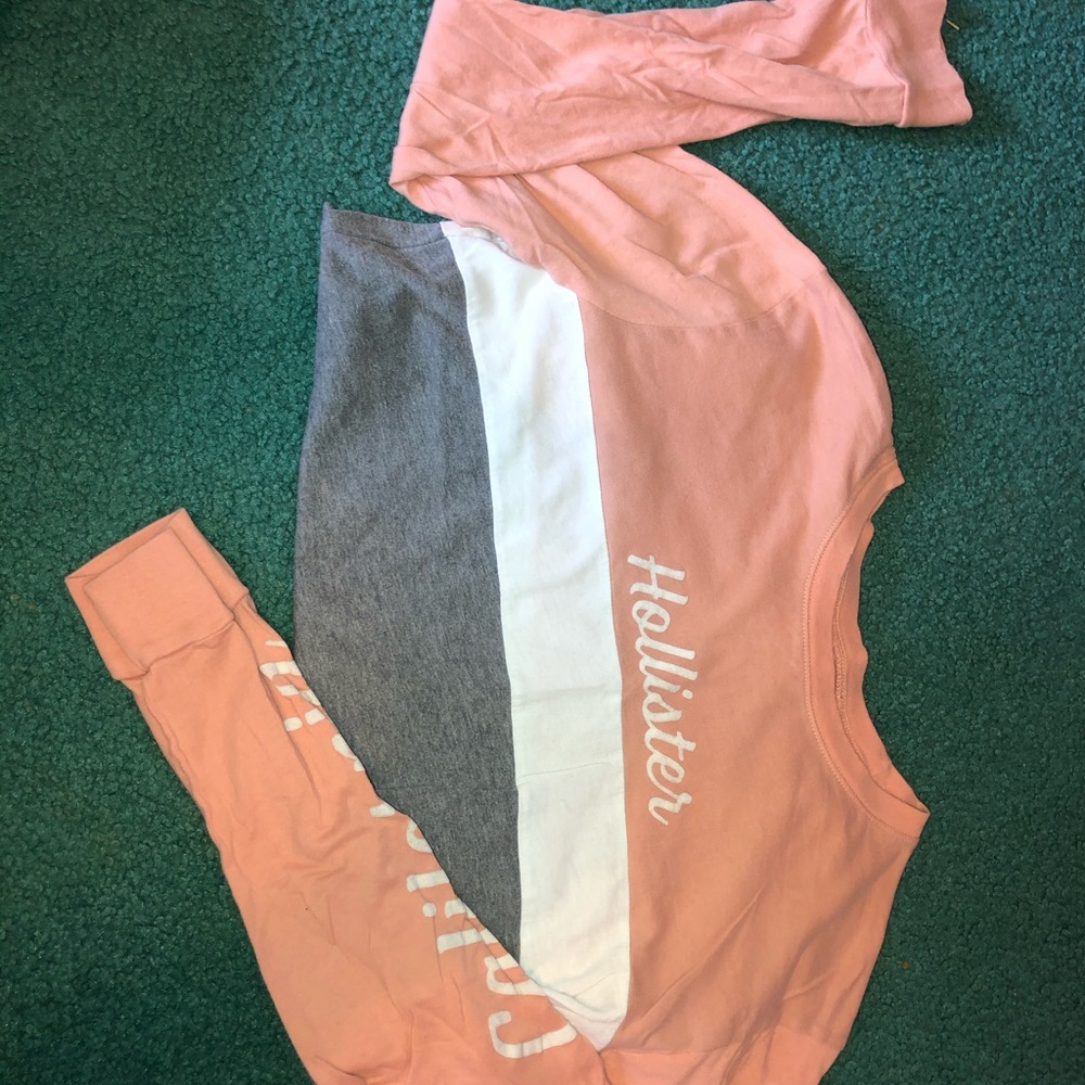 Long sleeve hollister top